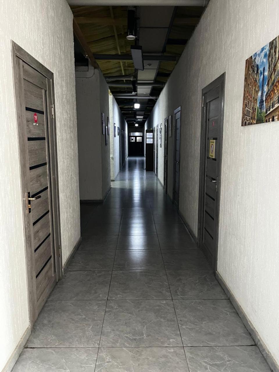 Tastaq Hostel อัลมาตี ภายนอก รูปภาพ